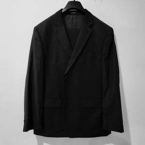 Men's Two-Piece Dark Grey John Varvatos Suit